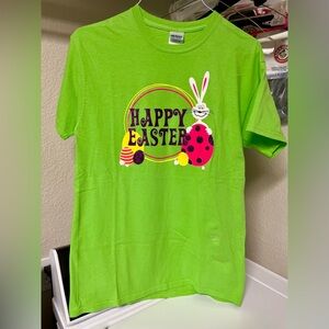 Women’s Medium Tops Bundle, 5 for $5 (+2 tops free w small pulls) All 7 for $5